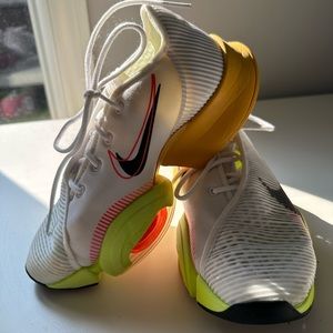 Nike Superrep HIIT Sneakers 6.5 Women’s